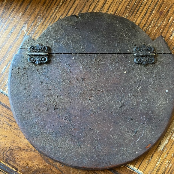 Early 1900s cobalt Blue German Salt Cellar with wooden lid - Picture 5 of 10